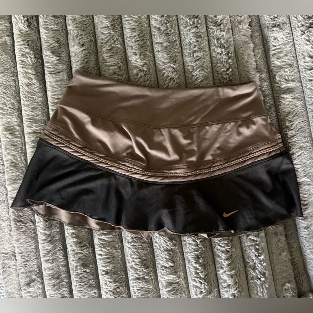 Nike Women's Mini Skort - Black and Brown